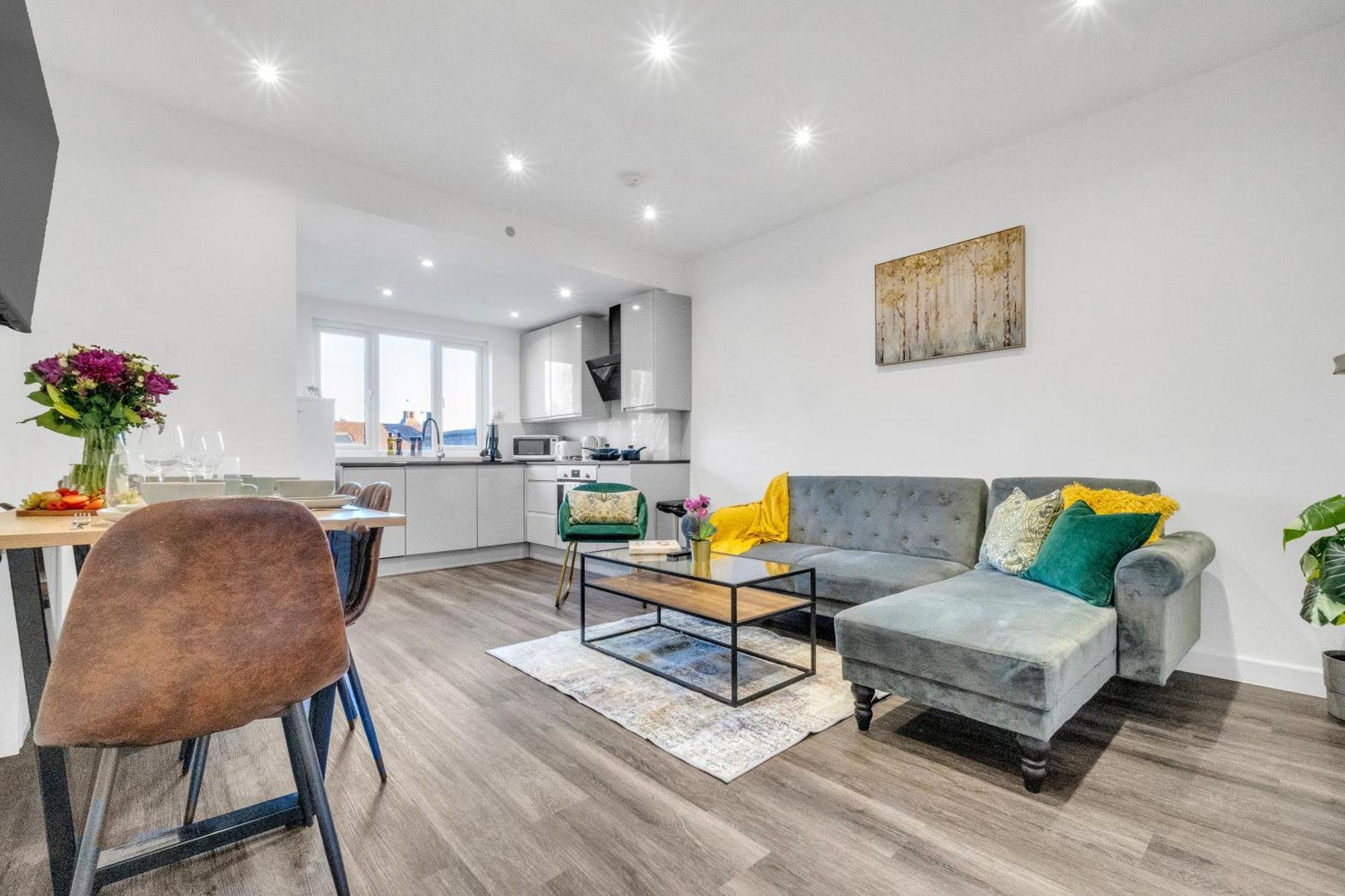 Homely North London Apartments Hendon The Hyde Екстериор снимка