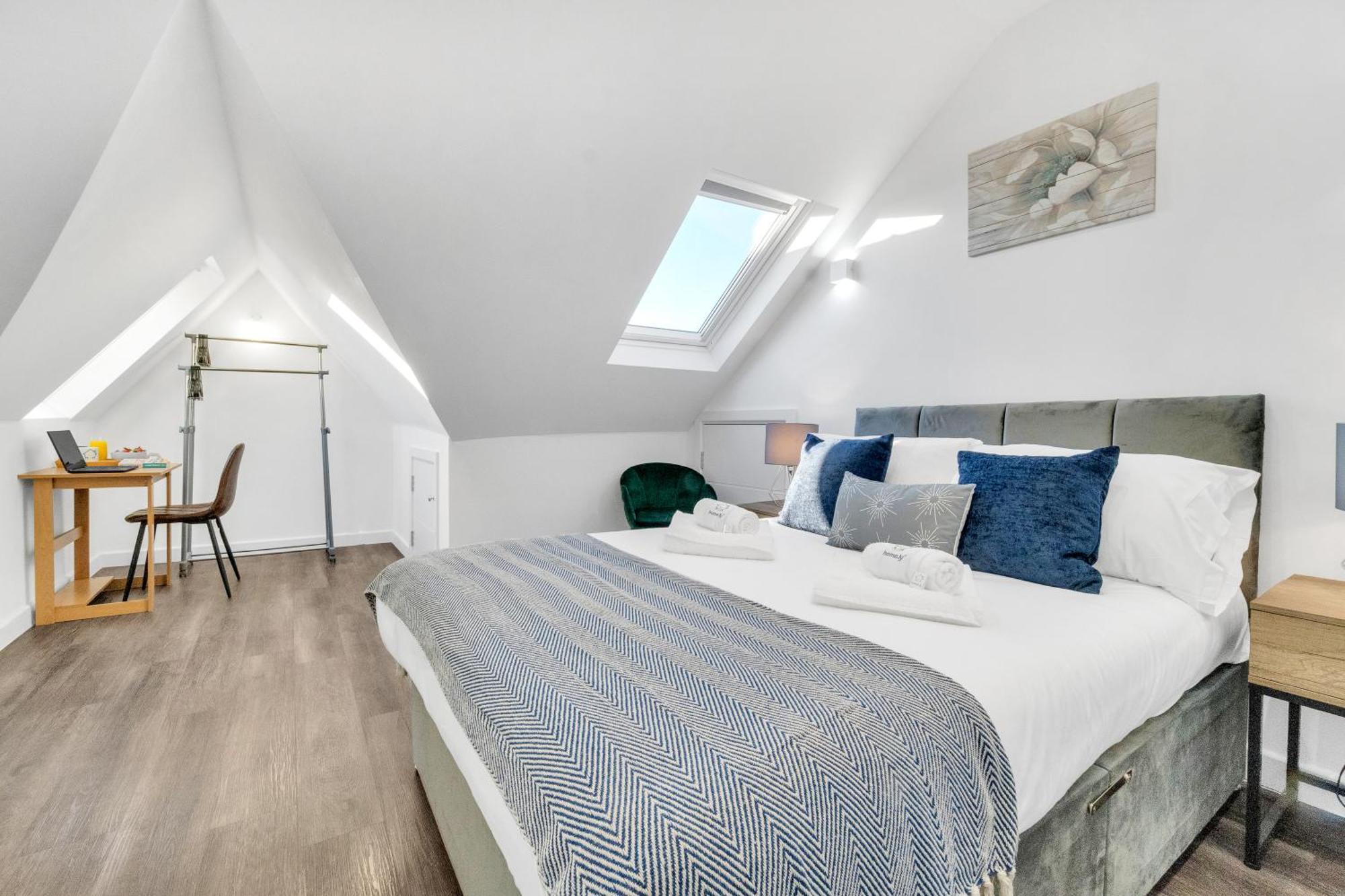 Homely North London Apartments Hendon The Hyde Екстериор снимка