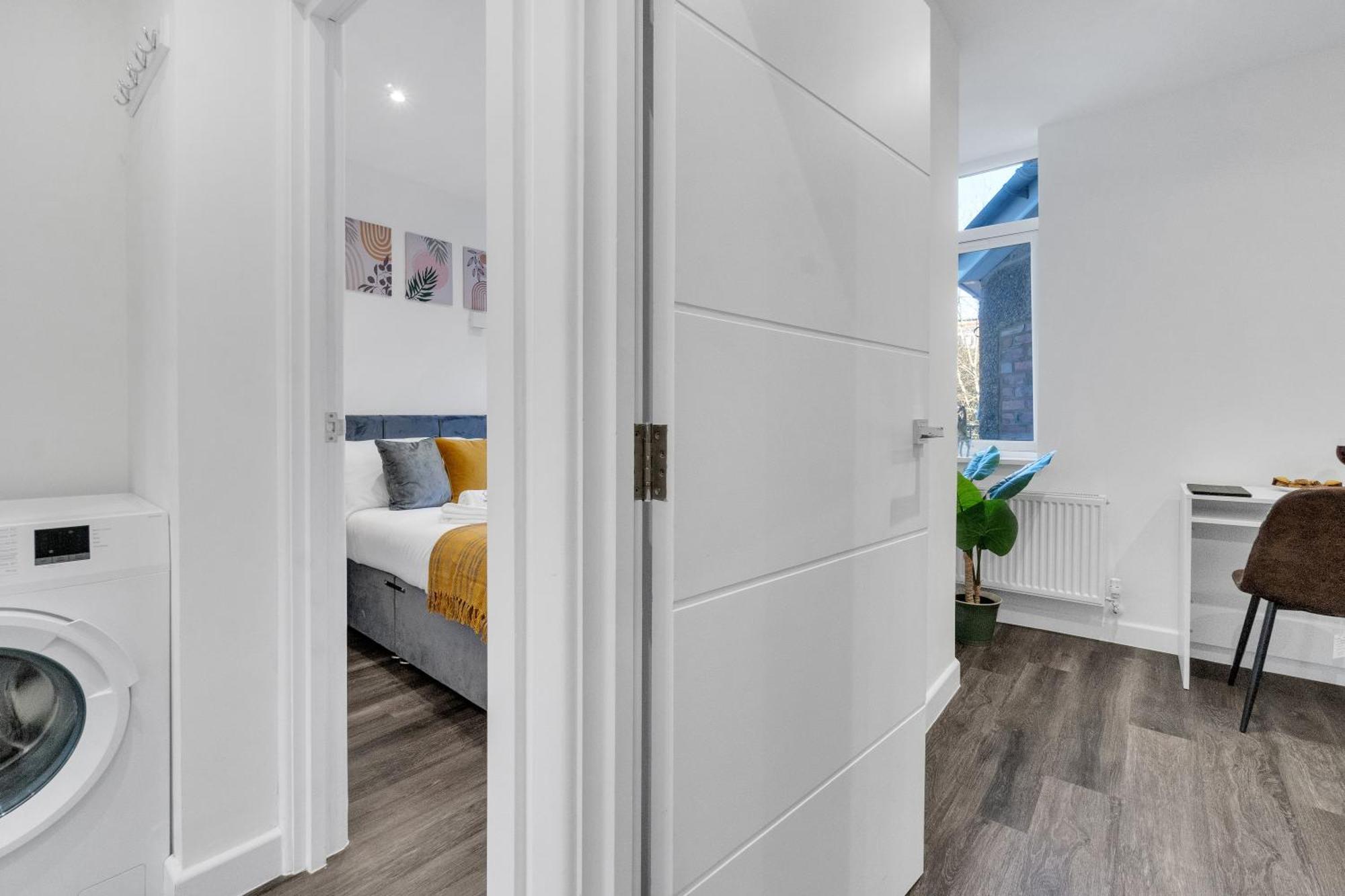 Homely North London Apartments Hendon The Hyde Екстериор снимка