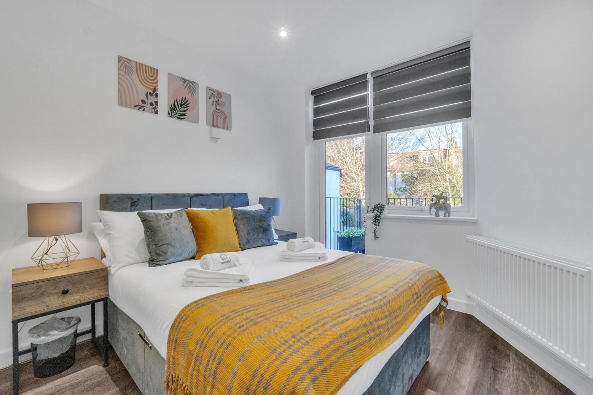 Homely North London Apartments Hendon The Hyde Екстериор снимка