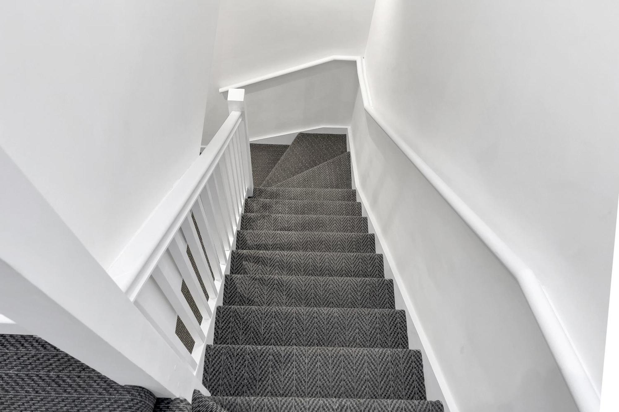 Homely North London Apartments Hendon The Hyde Екстериор снимка